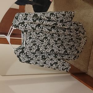 Green floral long sleeve blouse